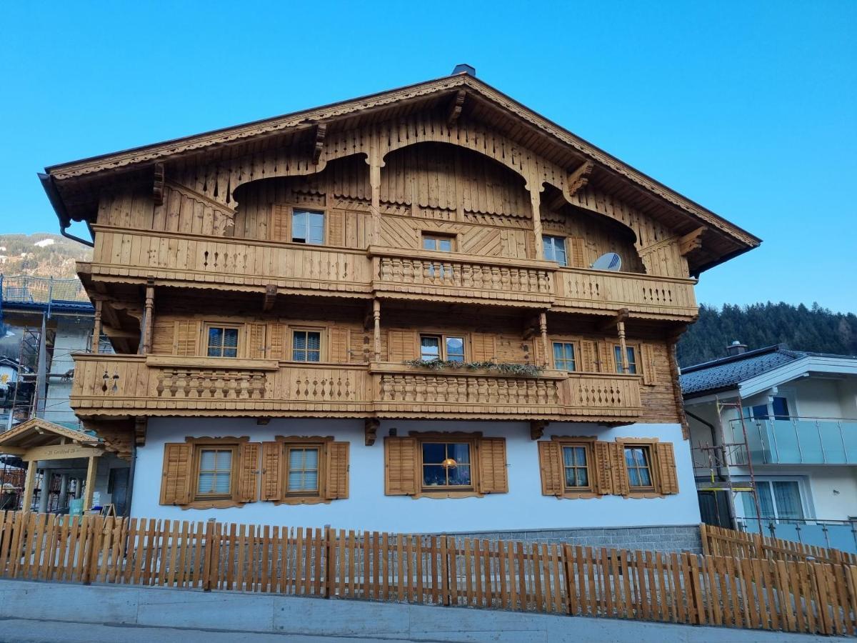 Greidlhof Alpstyle Apartments Fügen Eksteriør bilde