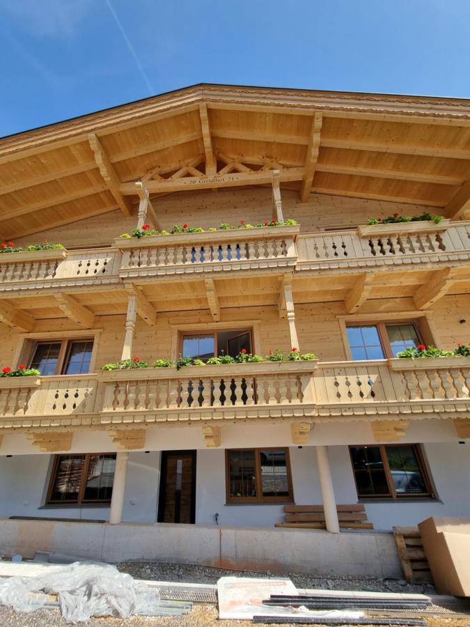Greidlhof Alpstyle Apartments Fügen Eksteriør bilde