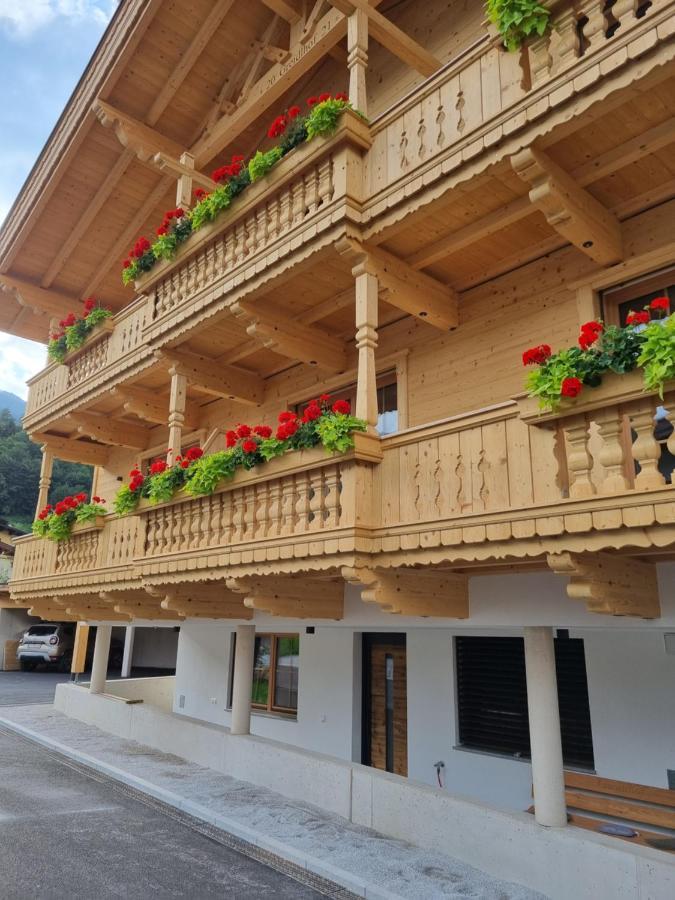 Greidlhof Alpstyle Apartments Fügen Eksteriør bilde