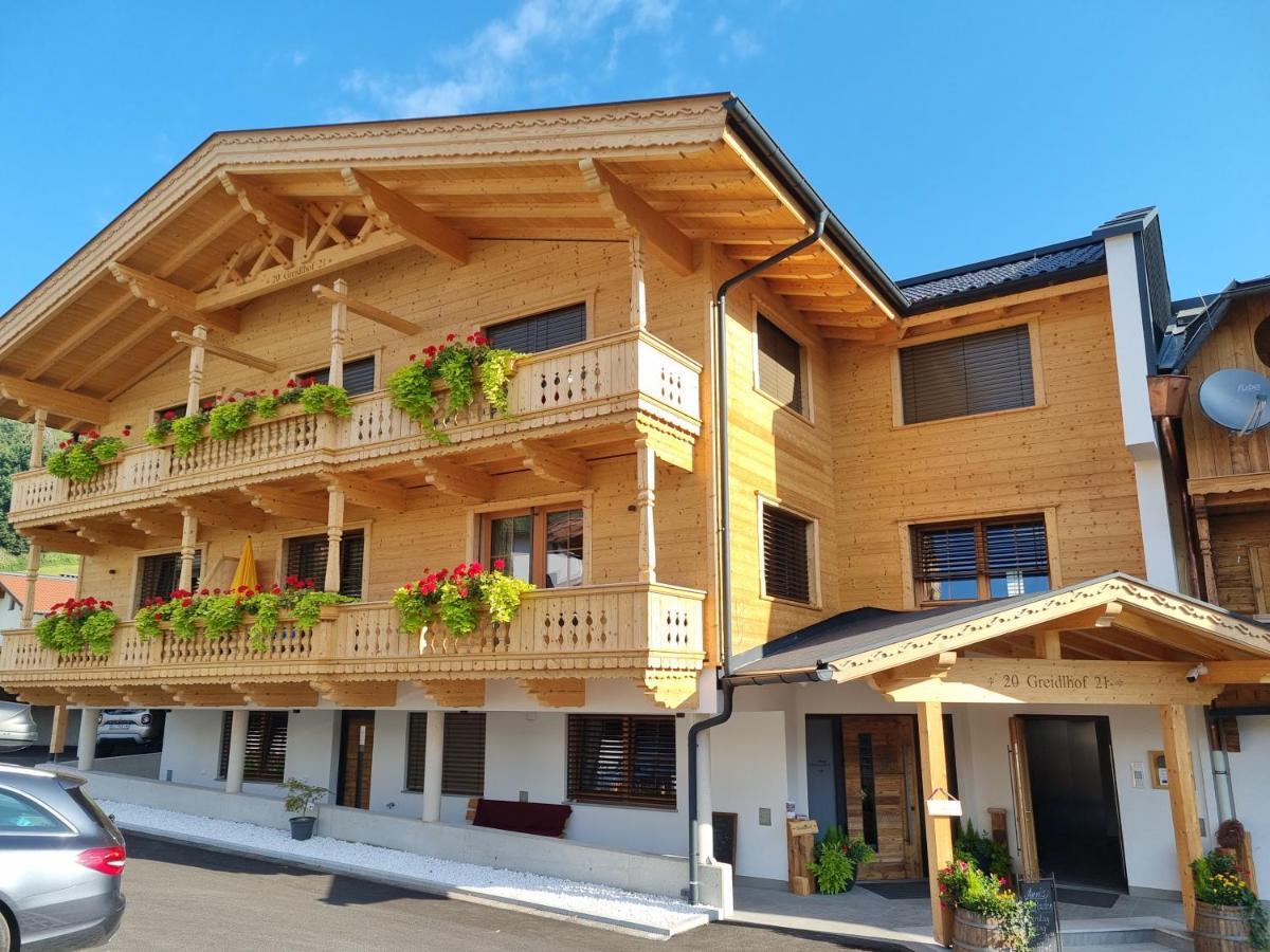 Greidlhof Alpstyle Apartments Fügen Eksteriør bilde