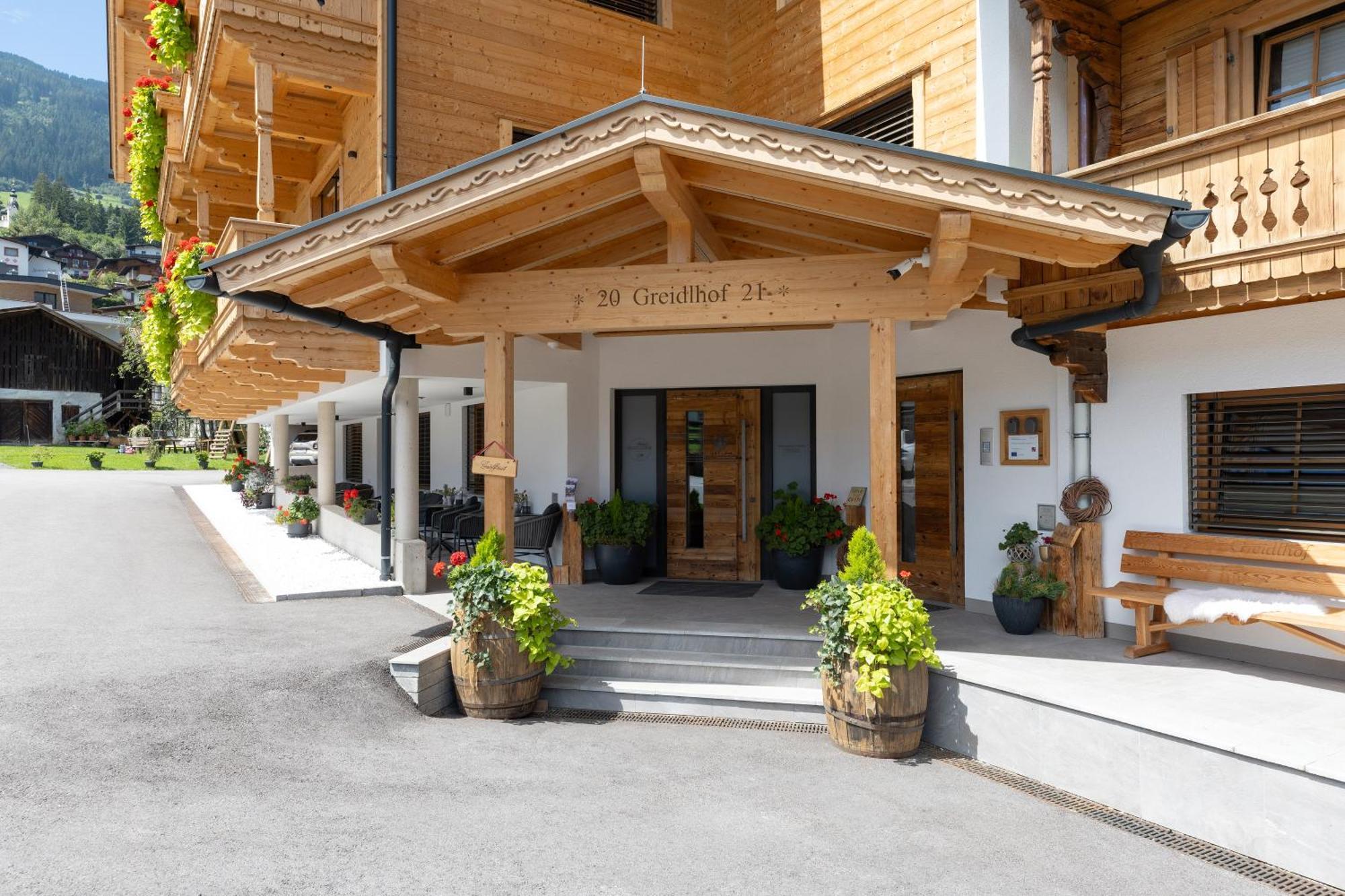 Greidlhof Alpstyle Apartments Fügen Eksteriør bilde